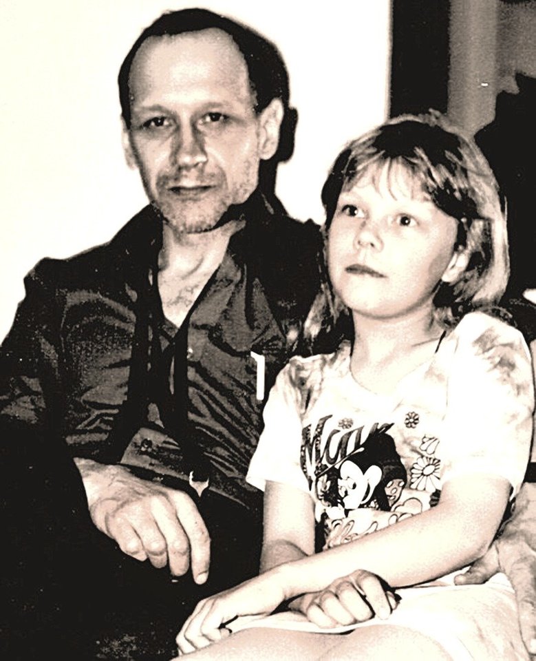 A.Čekasina dar vaikystėje grojo vienoje scenoje su savo tėvu V.Čekasinu.<br>Nuotr. iš asmeninio albumo