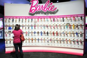 Mergaites į inžinerijos sritį bandys privilioti speciali Barbė