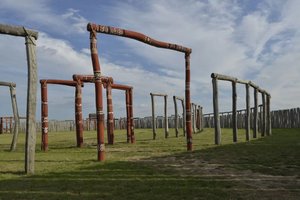 Naujai atrastas „stonhendžas“ slepia šiurpias paslaptis