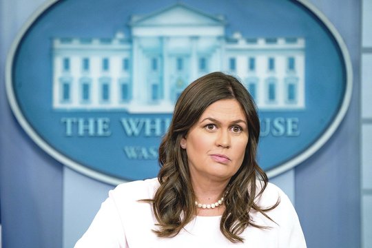 Nepakeičiama vadinamos Sarah Sanders kraujo neužkaitina net ir patyčios