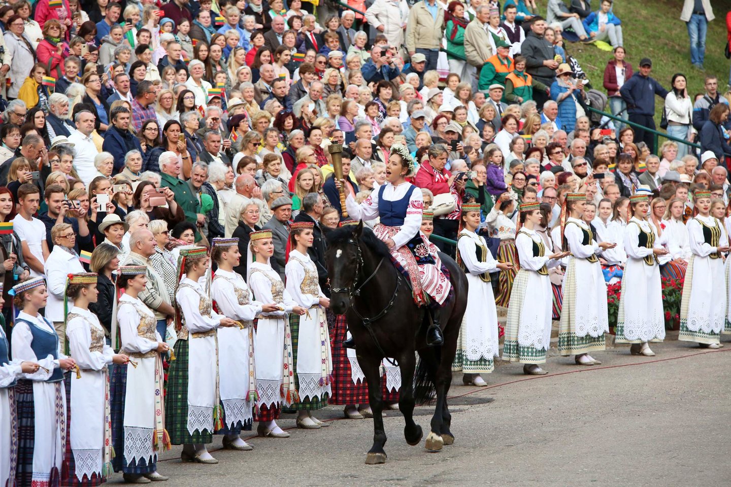 Kaune šeštadienį įvyko pirmasis Lietuvos dainų šventės renginys – Dainų diena. <br> M.Patašiaus nuotr.