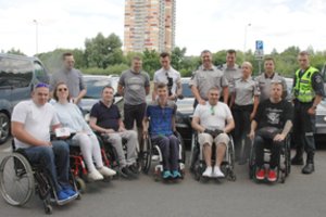 Užėmei mano vietą, gal nori pasiimti ir mano negalią?