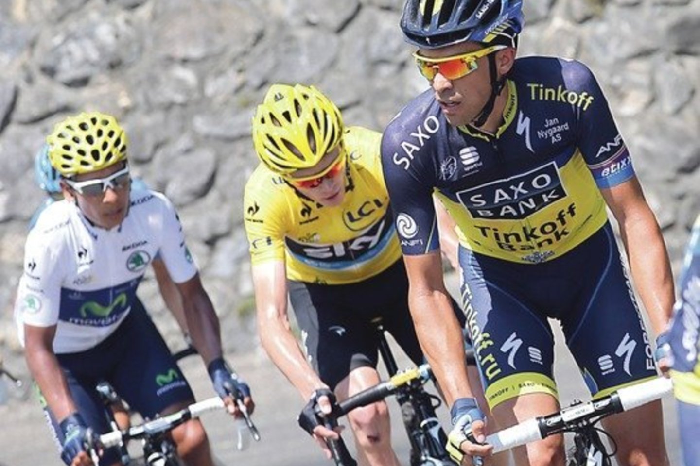 Ch.Froome’u (viduryje) galės startuoti „Tour de France“ lenktynėse.<br>AP nuotr.
