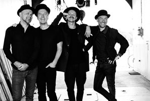 Latvių grupė „BrainStorm“ pristato naujieną