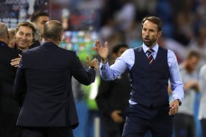 „Southgate'o efektas“: anglai ėmė pirkti „Marks & Spencer“ liemenes