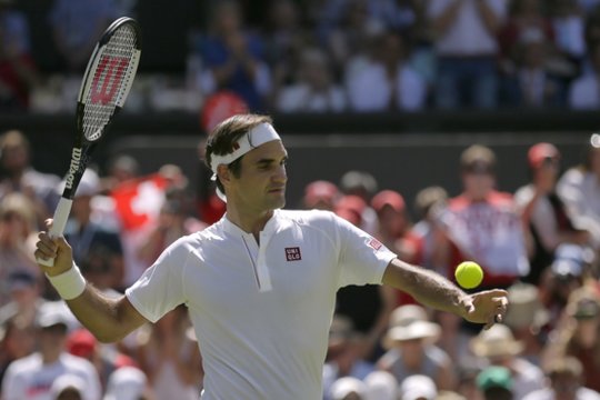 R. Federeris pergale pradėjo Vimbldono turnyrą, latvė A. Sevastova pralaimėjo 