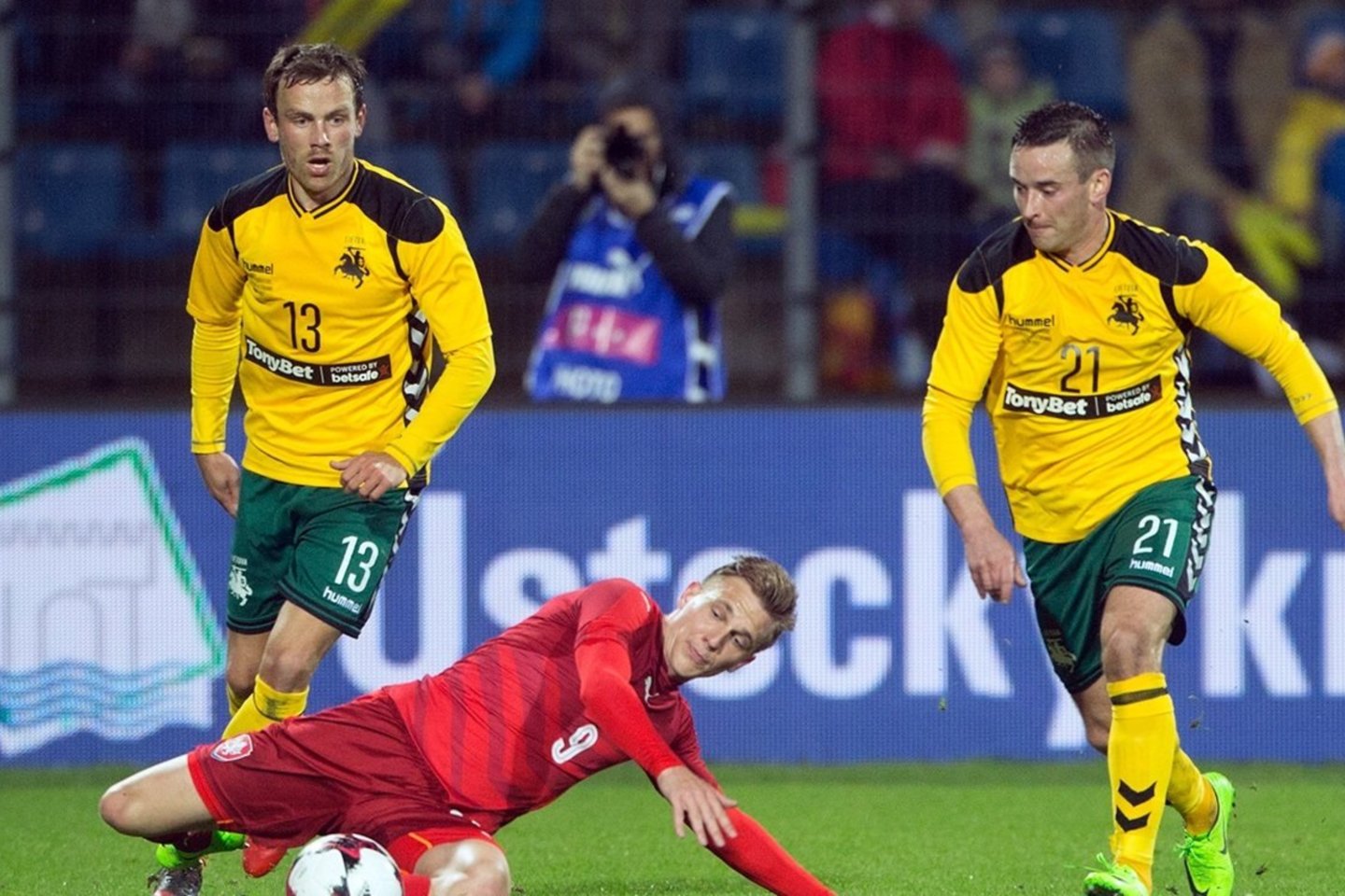 Lietuvos futbolo rinktinė žais neįprasta sudėtimi