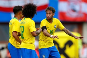 Brazilija rodo pirštais: „Neymaras geresnis už L. Messi ir C. Ronaldo“