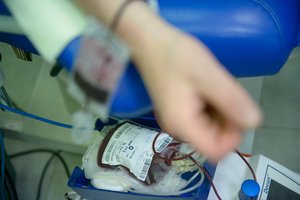 Kritinė padėtis: visiškai išseko vienos dažniausių kraujo grupių atsargos