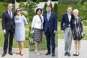 Garbūs svečiai JAV Nepriklausomybės šventėje spindėjo elegancija