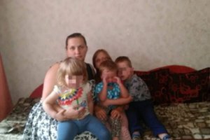 Su šešiais vaikais likusi varėniškė gailisi, kad skubėjo tekėti