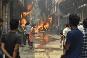 Indijoje per gaisrą pirotechnikos priemonių fabrike žuvo devyni darbininkai