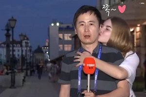 Rusijos sirgalė sukėlė skandalą: po bučinio Kinijoje iškeltas svarbus klausimas