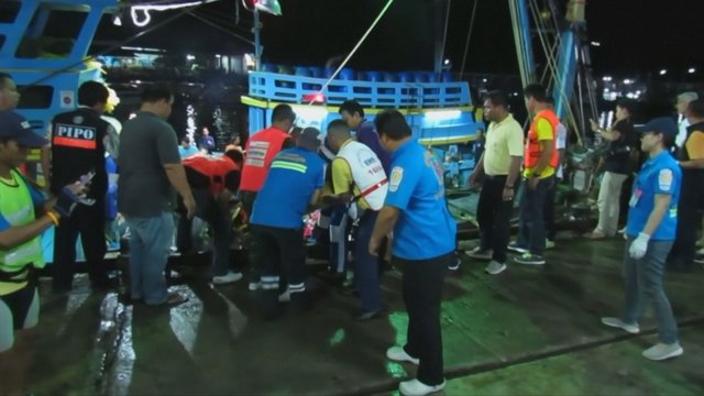 Tailandą toliau krečia nelaimės: prie Puketo salos apvirto du laivai