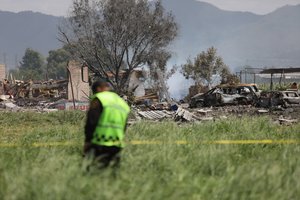 Nelaimė Meksikos fejerverkų sandėlyje: sprogimai pražudė dešimtis žmonių