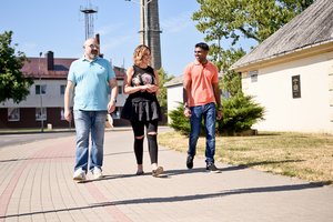 Internete plinta vaizdo įrašas: šefas iš Šri lankos deklamuoja lietuviškas eiles