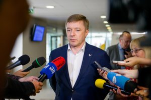 R. Šimašius paprieštaravo R. Karbauskiui – nenori, kad prie Seimo atsirastų koplytstulpis