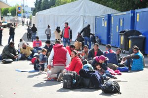 Vidurinių Rytų pabėgėliai po pertraukos į Lietuvą gali atvykti rudenį