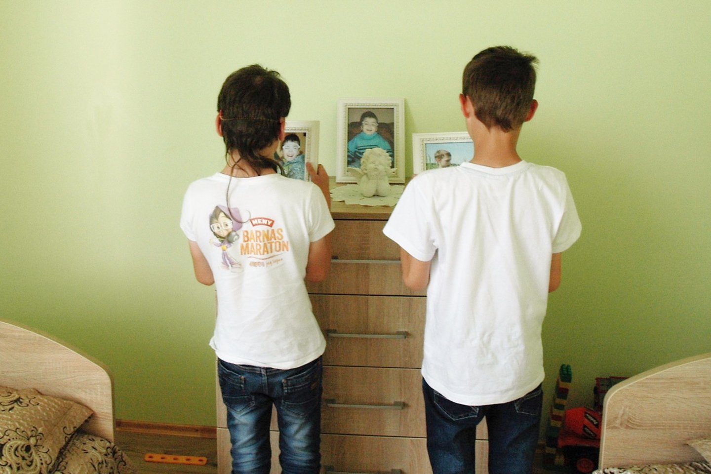  Berniukų kambaryje įsikūrę Vladimiras ir Nojus.<br> L. Jakubauskienės nuotr.