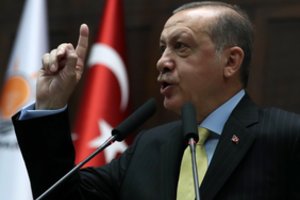 Turkijos prezidentu antrai kadencijai prisaikdintas Recepas Tayyipas Erdoganas