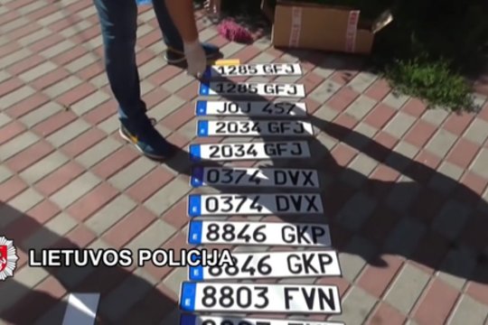 Atskleidė vagišių schemą: vogtų mašinų neatskirdavo net „Regitros“ darbuotojai