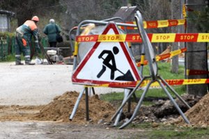 Trišalėje taryboje – ginčai dėl dirbančiųjų likimo: pešėsi dėl 30 eurų