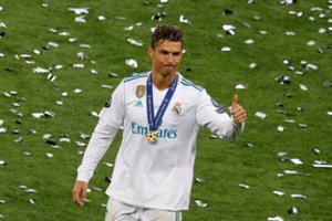 Oficialu: Cristiano Ronaldo keliasi į Turino „Juventus“