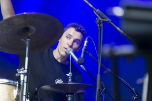 Išradingų garsų lietus: Vilniuje koncertą surengė muzikos išsišokėliai „BadBadNotGood”