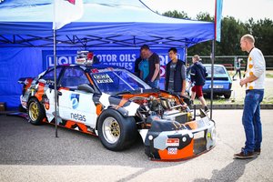 Neįprastose traukos lenktynėse mėgėjai galės mesti iššūkį profesionalams