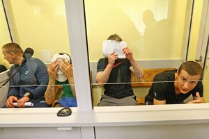 Telefoninių sukčių byloje Šiauliuose nuteisti 11 asmenų, 9 iš jų – recidyvistai