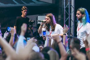 Vakarietiško repo grupė sudrebino Kauno senamiestį