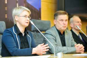 Netrukus paaiškės N. Venckienės likimas: diplomatai ir politikai liko prie savų nuomonių