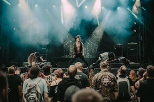 Anykščiuose praūžė pirmoji festivalio „Devilstone“ 2018 diena