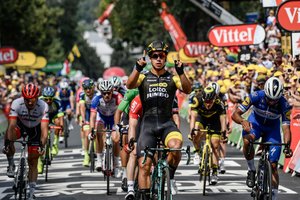 Olandas D. Groenewegenas „Tour de France“ lenktynėse šventė antrąją  pergalę iš eilės