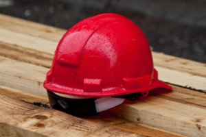 Latvijoje gerokai padaugėjo mirštančiųjų darbe