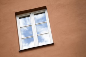 Vilkaviškyje pro kambario langą iškrito 9-metė