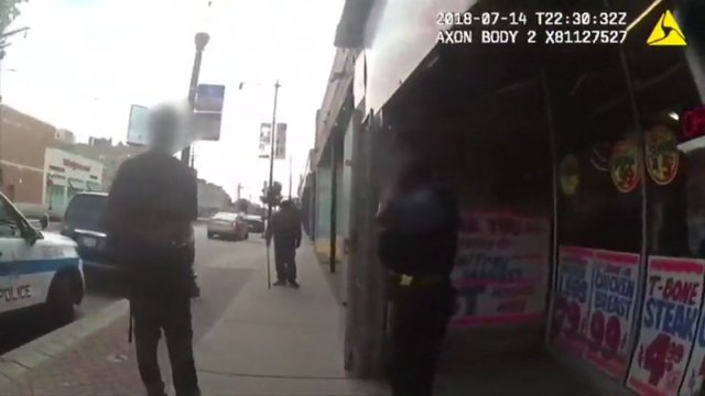 Čikagoje policininkas nušovė juodaodį: atskleistos įvykio aplinkybės