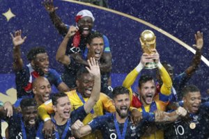 Už pergales – ne tik titulai: geriausios rinktinės gerokai papildys savo pinigines