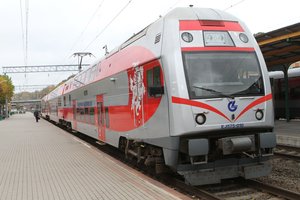 „Lietuvos geležinkeliai“ paaiškino, kodėl vėluoja traukiniai iš Vilniaus į Kauną ir Klaipėdą