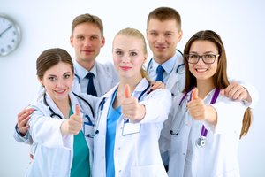 Pirmieji Lietuvoje kvalifikuoti Skubios medicinos medikai pradeda darbą