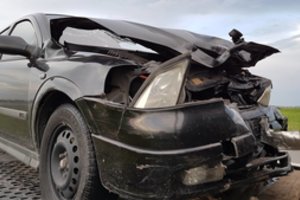 Skubėjusi telšiškė sukėlė avariją