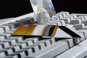 Patikėjusi sukčiais įmonė prarado beveik pusę milijono eurų: pinigai atsidūrė Honkonge