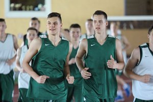 Aštuoniolikmečiai kontrolinėse rungtynėse įveikė Ispanijos rinktinę