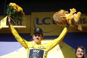 Britas G. Thomasas „Tour de France“ lenktynėse antrąkart finišavo pirmas