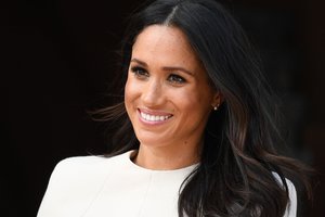 Veidotyrininkas išanalizavo Meghan Markle portretą: „Ji turi ypatingų bruožų“