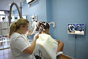 Motinos eina iš proto: nebežino, kaip kovoti su utėlių epidemija