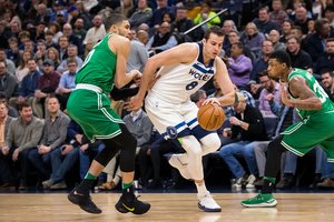 Nemanja Bjelica kitą sezoną žais NBA lygos „Kings“ klube