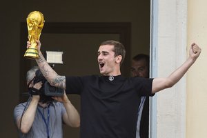A. Griezmannas į gimtąjį miestelį atvežė pasaulio čempionų taurę