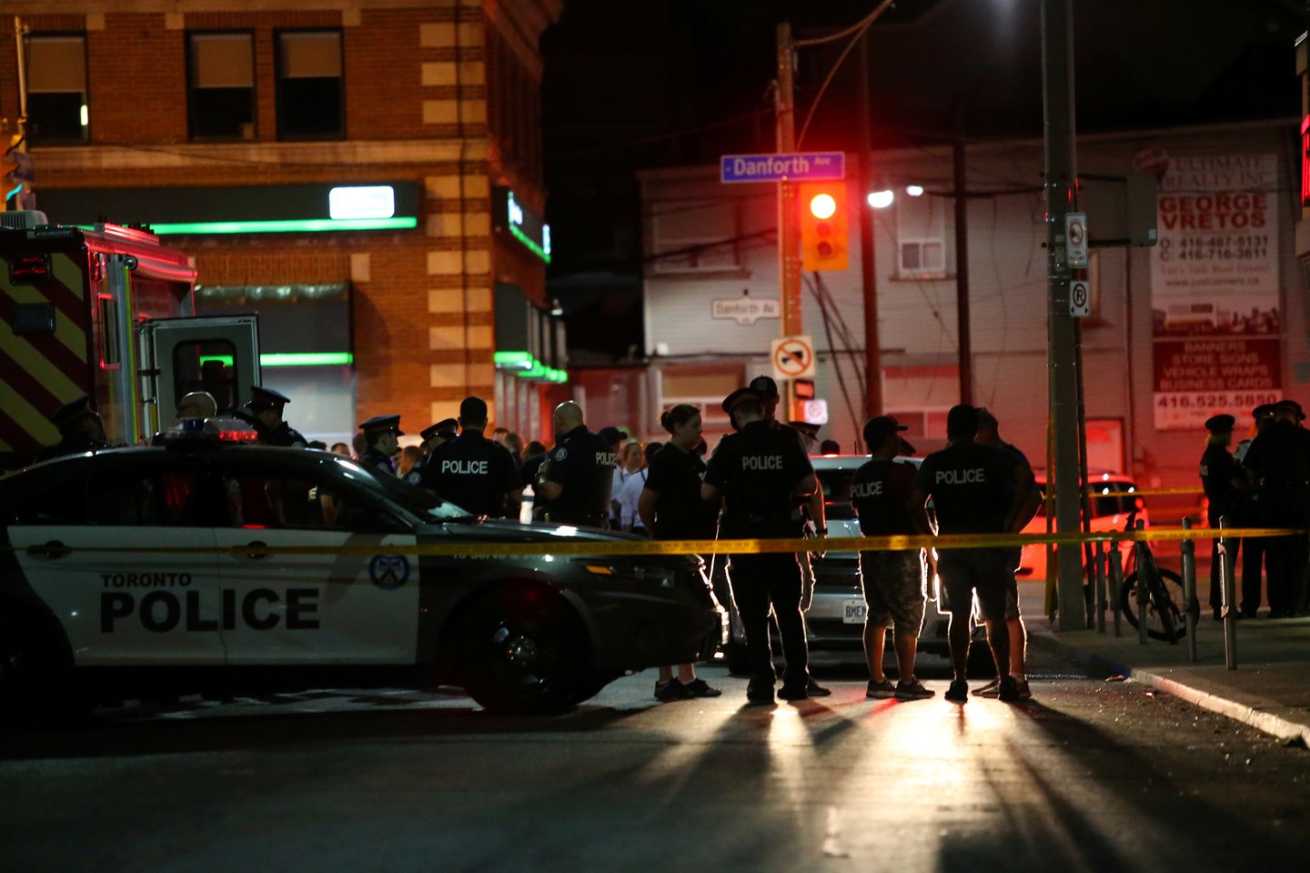  Kanados didžiausiame Toronto mieste sekmadienį vakare šaudė užpuolikas – sužeisti devyni žmonės, įskaitant vaiką, pranešė policija.<br> Reuters/Scanpix nuotr.