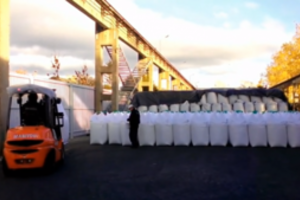 Trąšų įvežimo karai: bendrovėms gresia milijoninės baudos